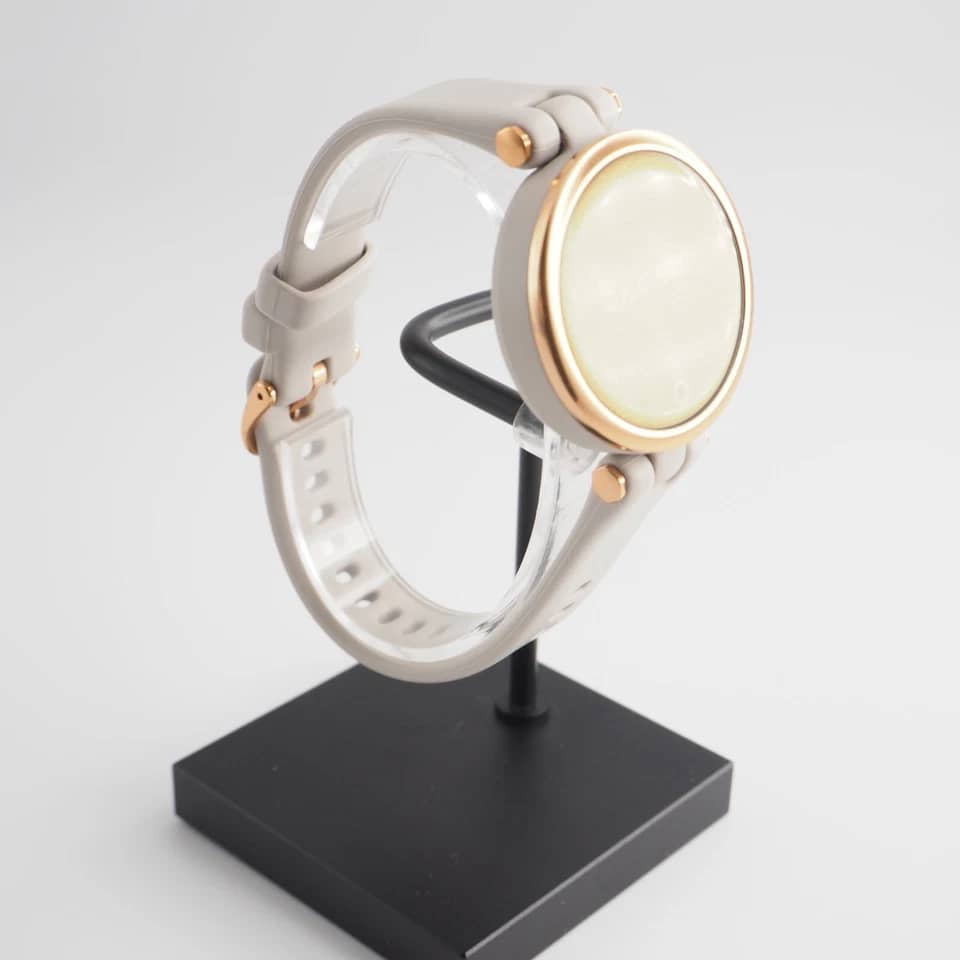Garmin Garmin Lily Smartwatches Gold 33mm New