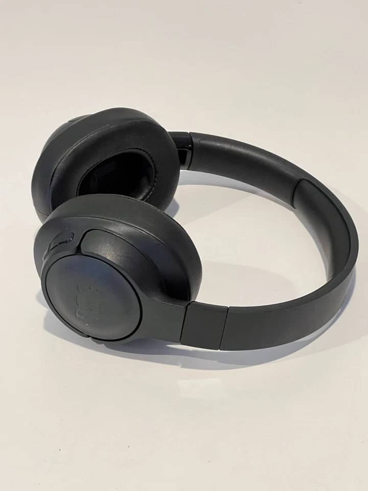 JBL JBLT770NCBLKAM Headphones & Earbuds Black New
