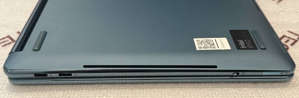 Lenovo Yoga Book 9i Computers 1TB 16GB Open-Box Excellent
