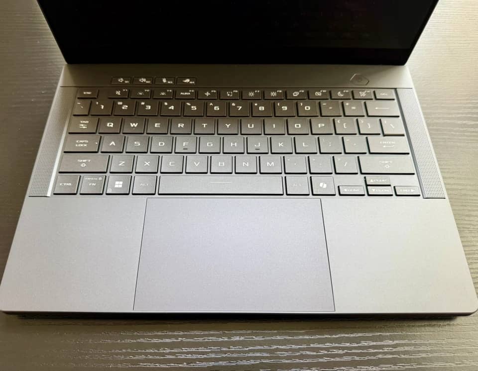 ASUS ROG Zephyrus GA403 Computers 1TB 32GB Refurbished - Acceptable