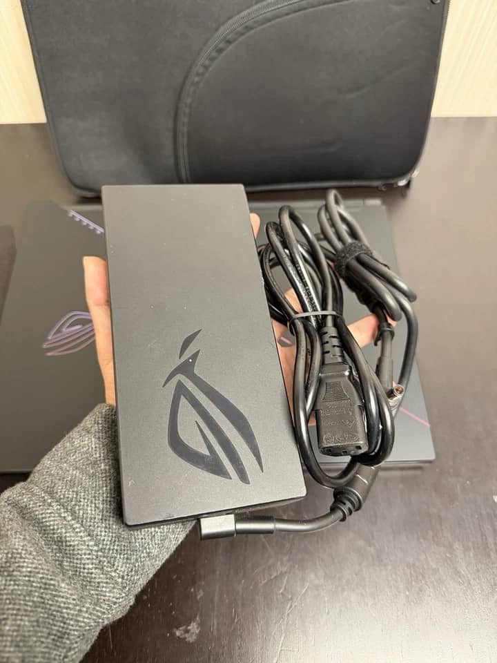 ASUS ROG Zephyrus GX650 Computers 2TB 64GB Refurbished - Good