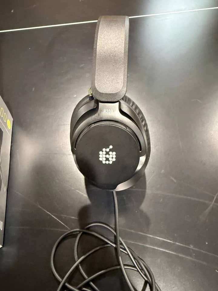 ADAM Audio H200 Headphones & Earbuds Black New