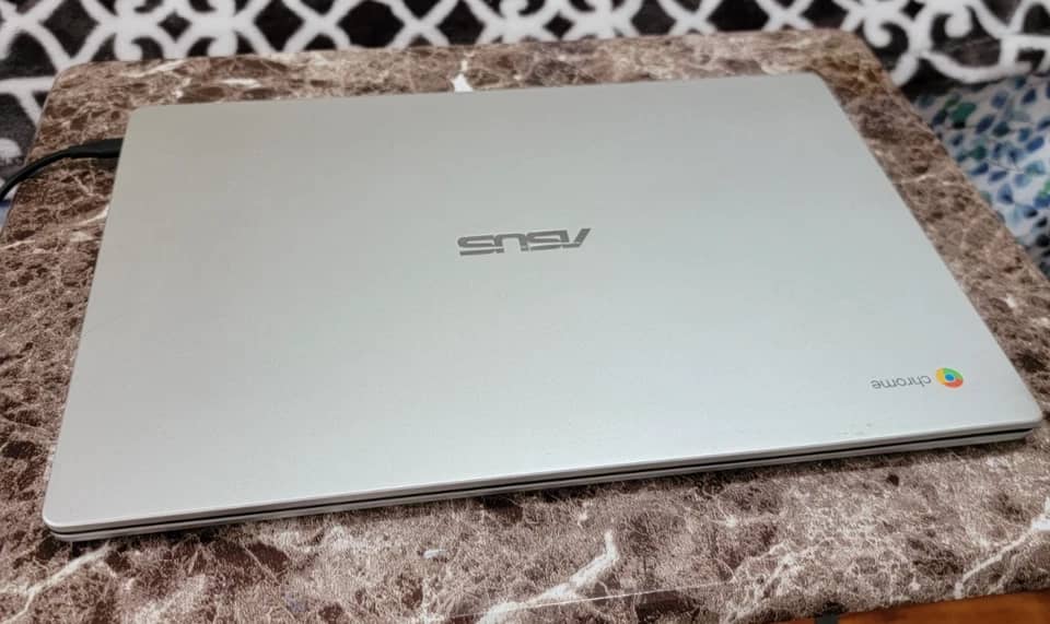 ASUS Chromebook C523NA Computers 32GB 4GB Open-Box Excellent