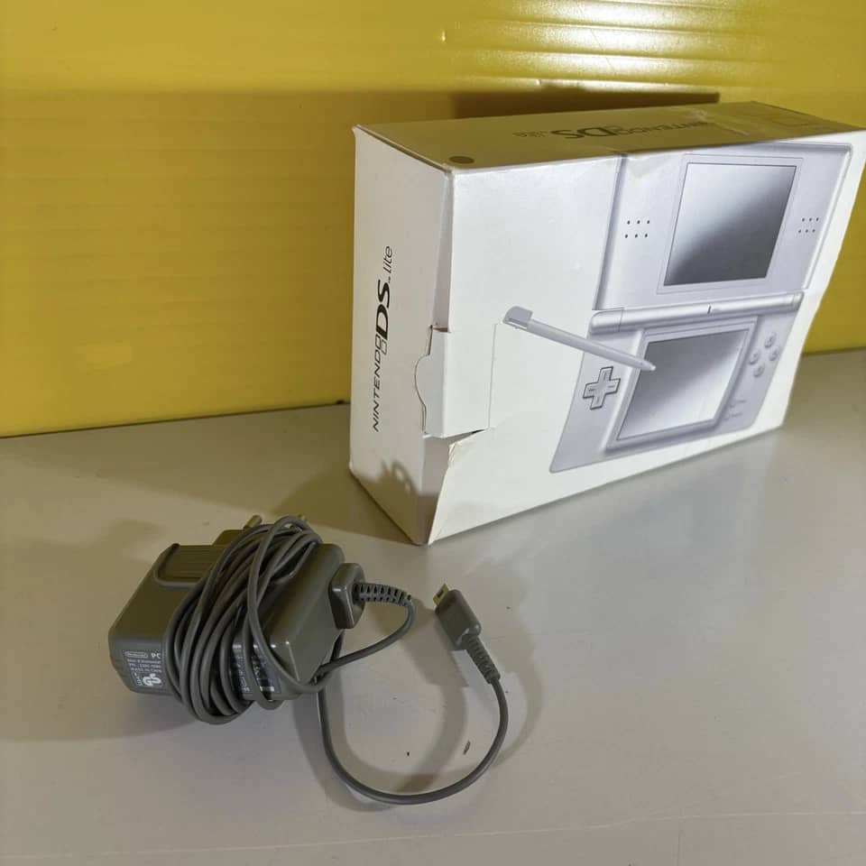 Nintendo Switch Lite Video Game Consoles Silver New
