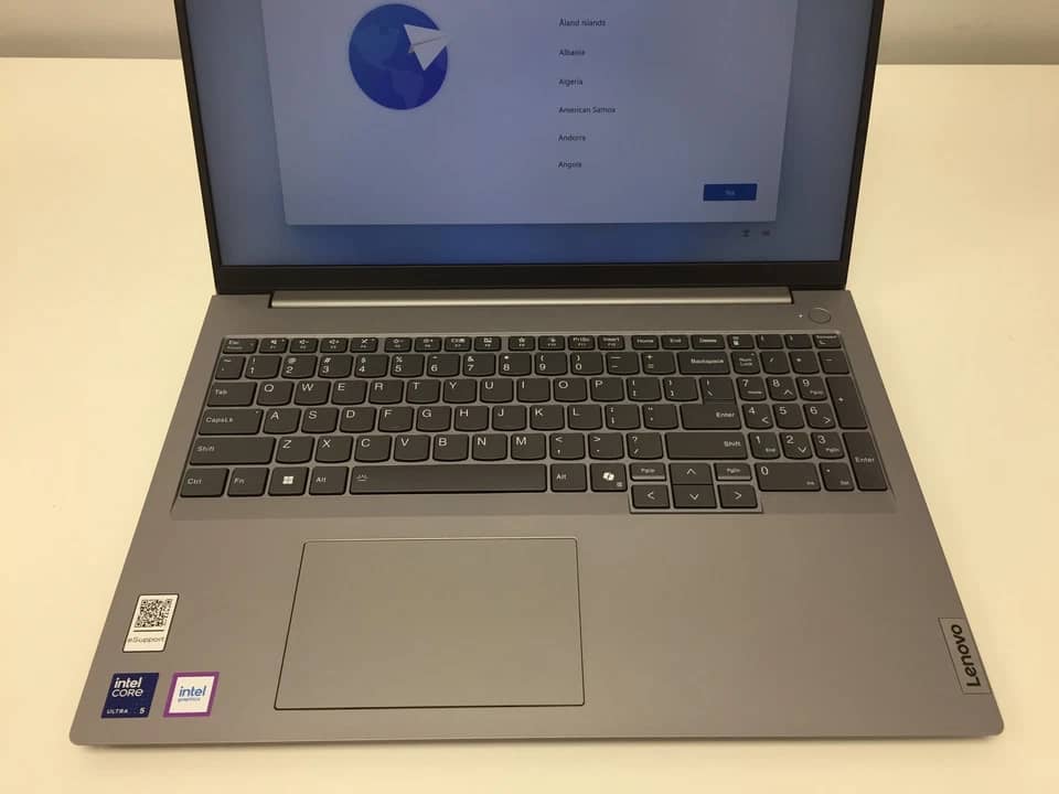 Lenovo ThinkBook 16 G7 IML Computers 1TB 16GB New