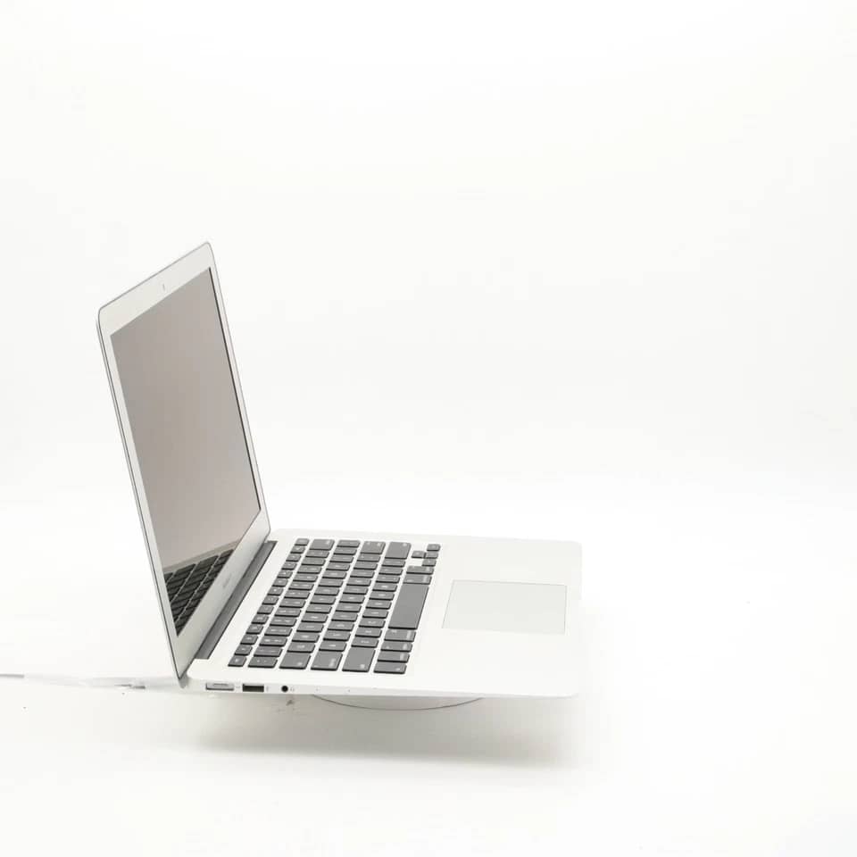 Apple MacBook Air (2017) Computers 1TB 8GB Refurbished - Excellent