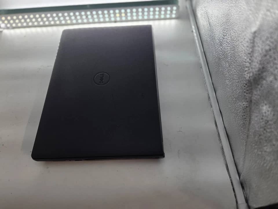 Dell Inspiron 3520 Computers 1000GB 32GB Refurbished - Excellent