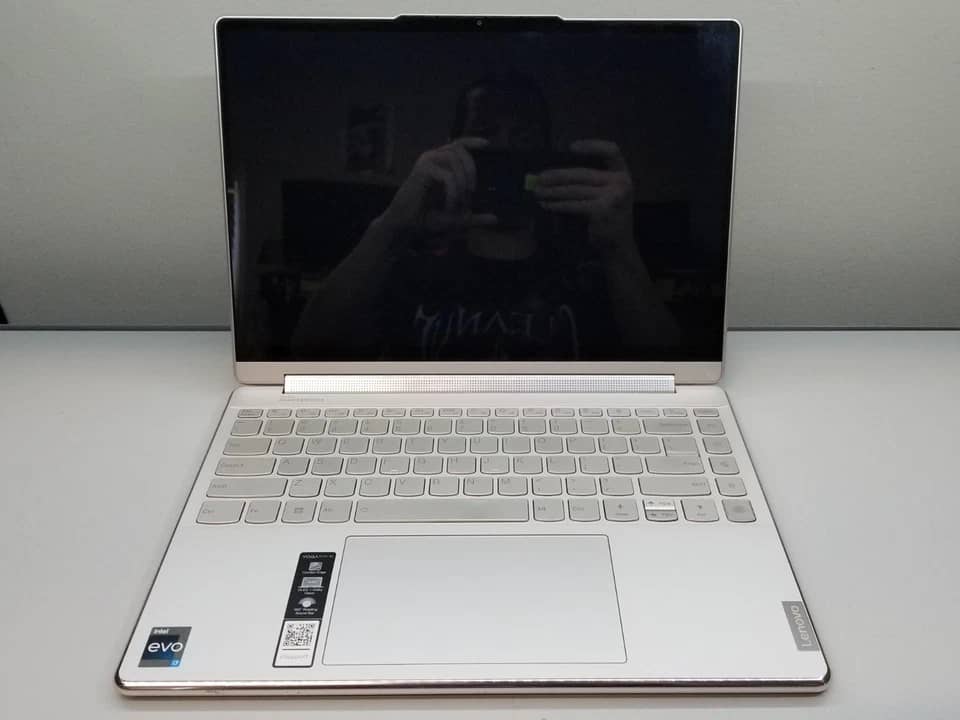 Lenovo Yoga 9 2-in-1 Computers 1TB 16GB New