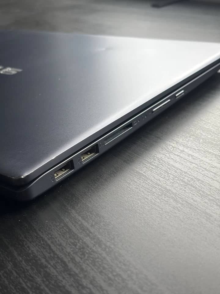 ASUS Vivobook TP412F Computers 512GB 8GB Used - Good