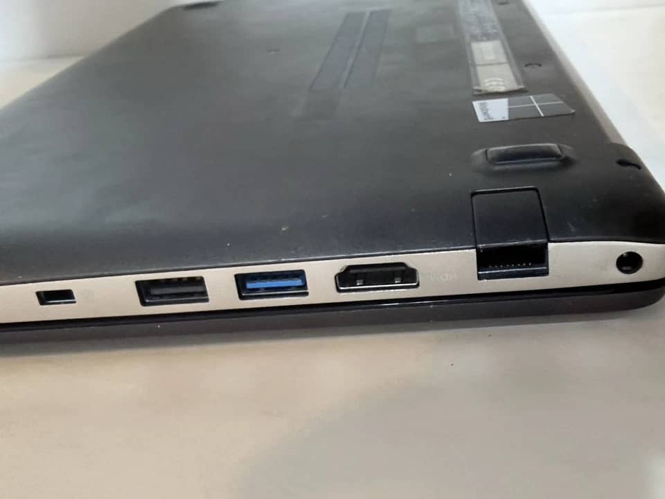 ASUS Vivobook X202E Computers 500GB 4GB Used - Good