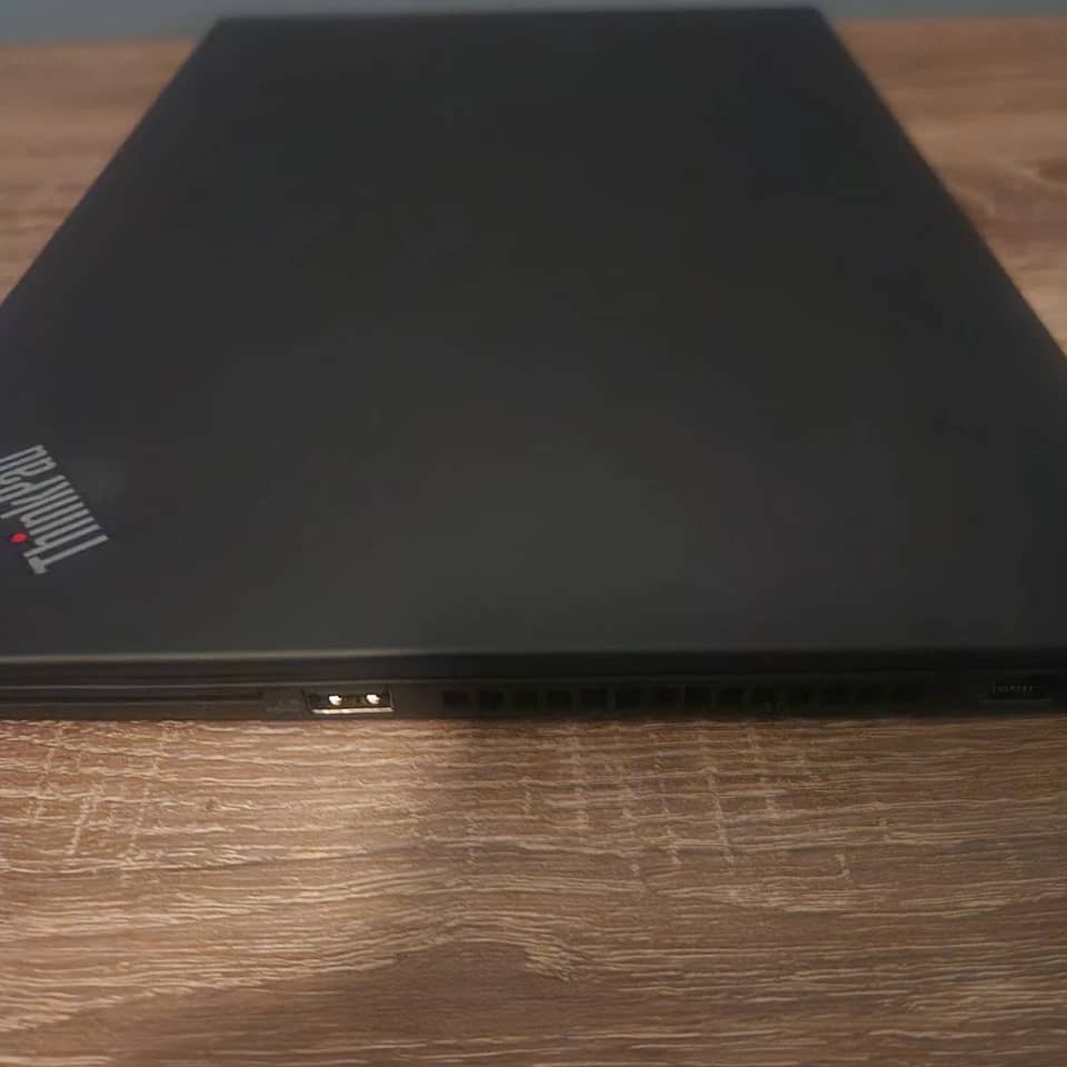 Lenovo ThinkPad P14s Gen 2 (Intel) Computers 1TB 16GB Open-Box Excellent