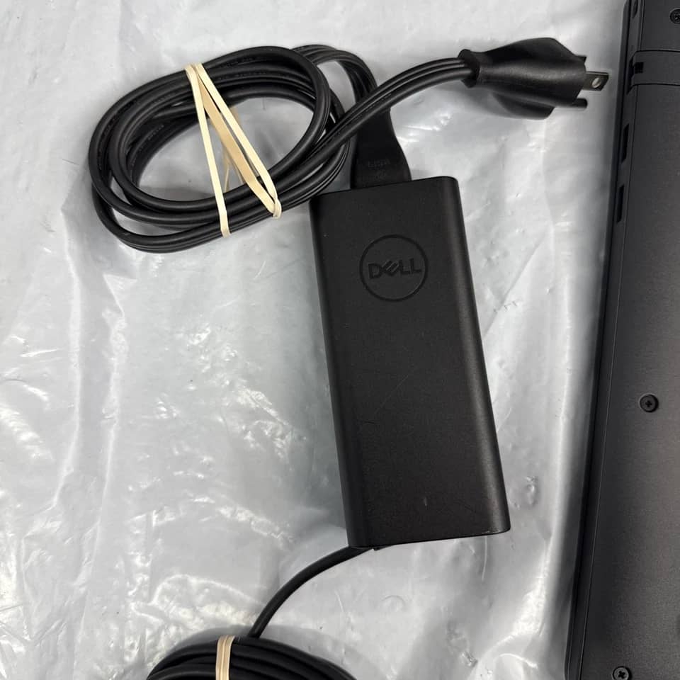 Dell Inspiron 11 3162 Computers 32GB 4GB Used - Like New