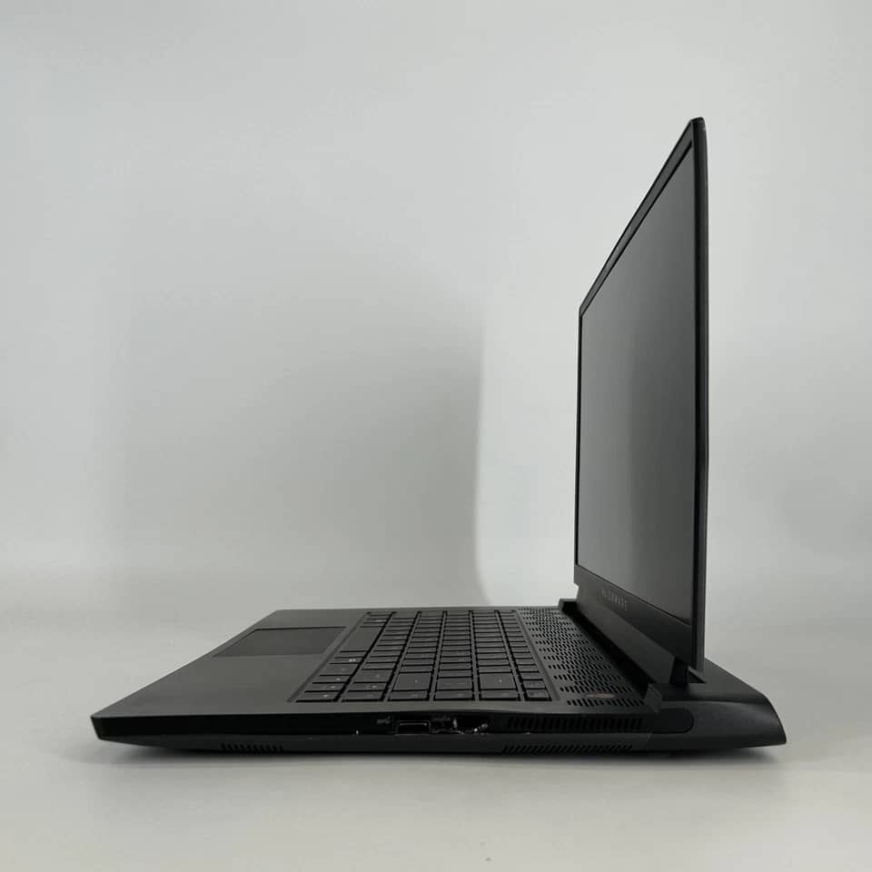 Dell Alienware m15 R5 Computers 1000GB 16GB Refurbished - Excellent