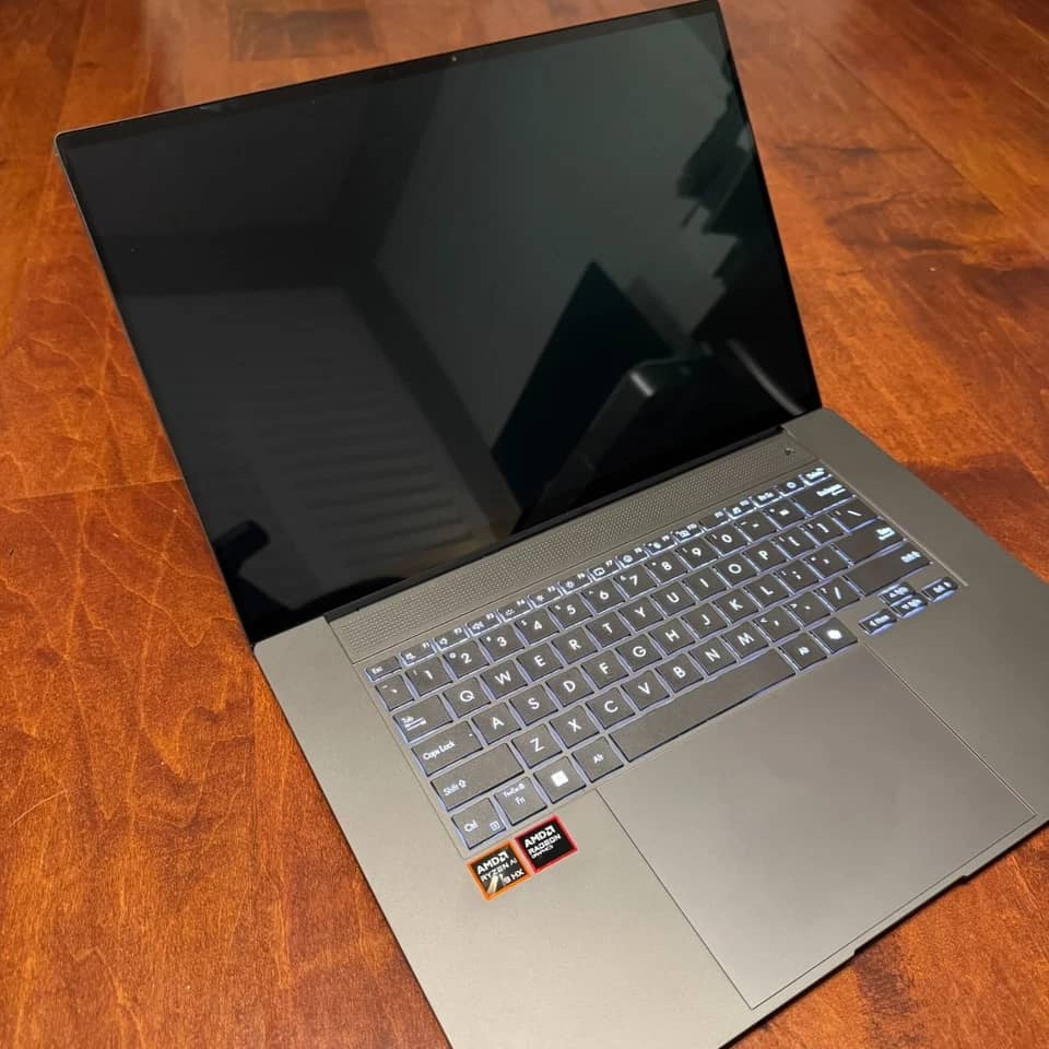 ASUS Zenbook 16 Computers 1TB 24GB New