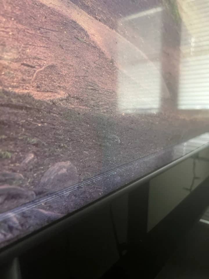 Samsung Q60 TVs Black Open-Box Excellent