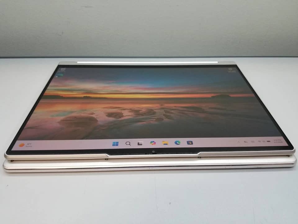 Lenovo Yoga 9 2-in-1 Computers 1TB 16GB New