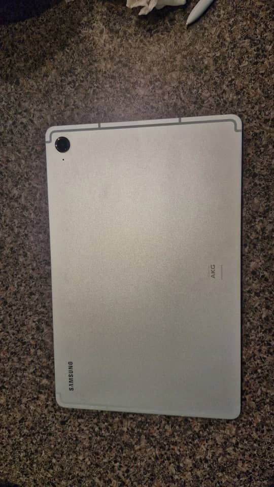 Samsung Galaxy Tab S9 Tablets Gray 128GB Refurbished - Excellent 11"