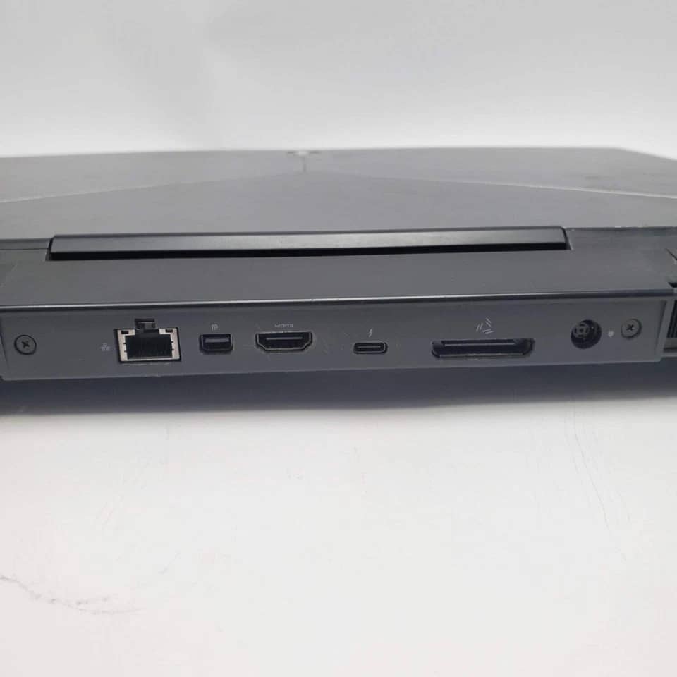 Dell Alienware m17 R5 Computers 1TB 16GB Used - Good