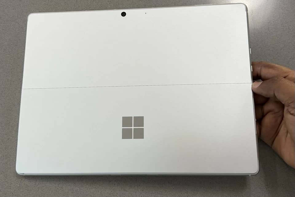 Microsoft Surface Pro 10 Tablets Silver 16GB New