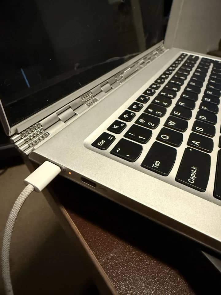Lenovo Yoga 910-13Ikb Computers 256GB 16GB For parts or not working