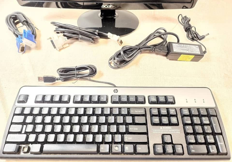 Acer S202HLBD Monitors Black Used - Good