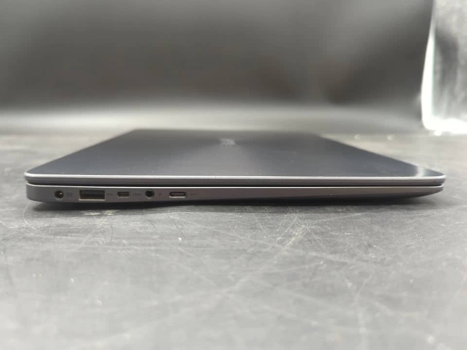 ASUS Zenbook UX430U Computers 256GB 8GB Used - Good