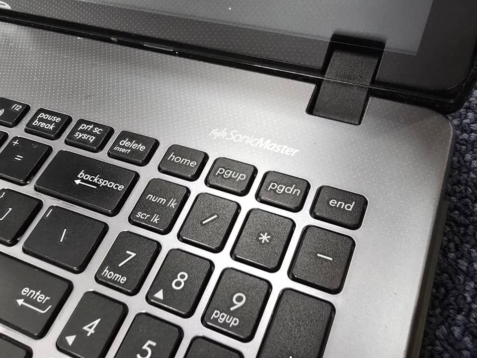 ASUS Vivobook X550C Computers 500GB 16GB Used - Good