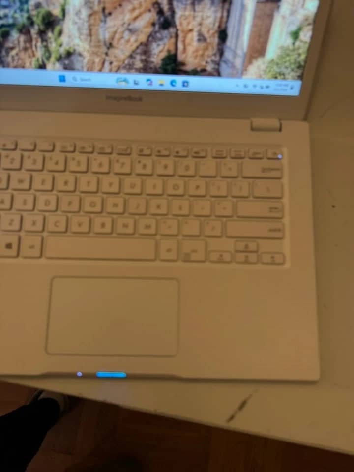 ASUS Vivobook MJ401TA Computers 120GB 4GB Used - Good