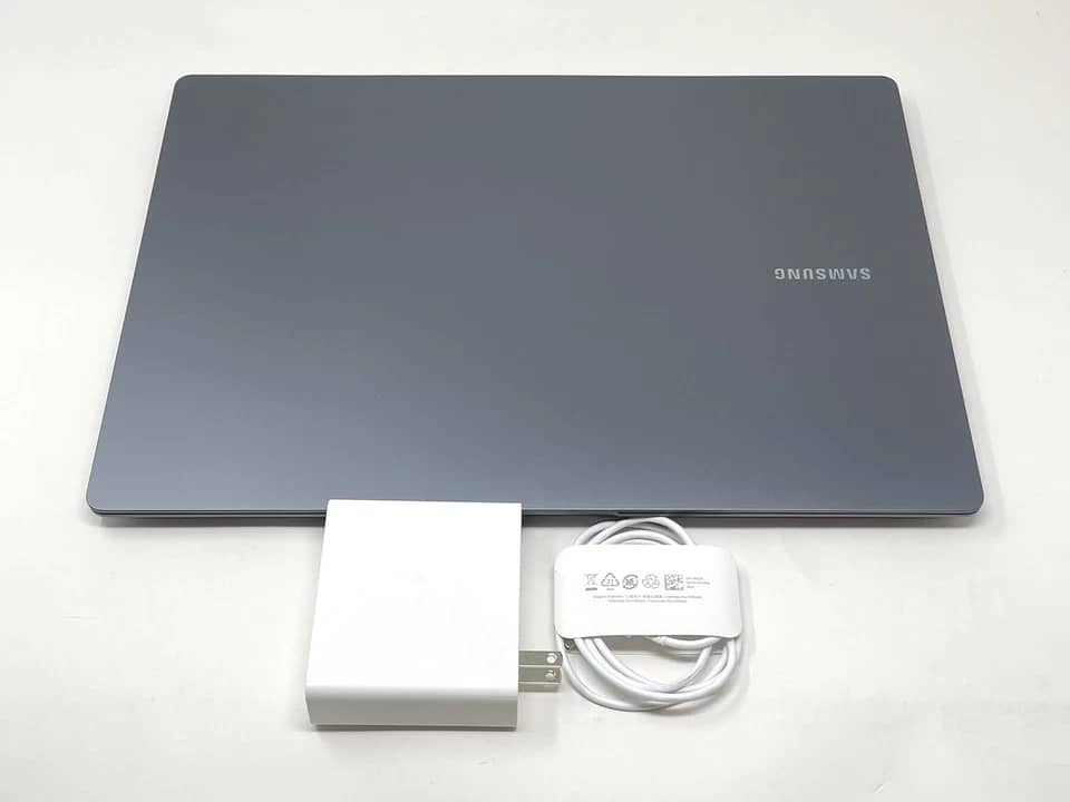 Samsung Galaxy Book4 Ultra Computers 32GB Refurbished - Excellent