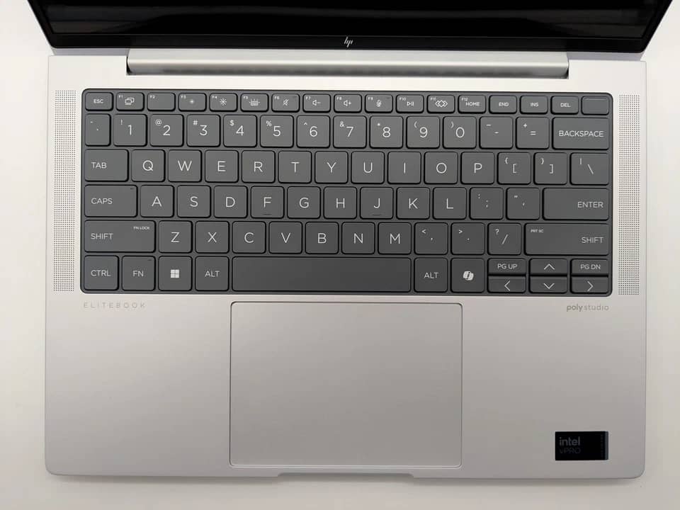 HP EliteBook 1040 G11 Computers 1TB 16GB New