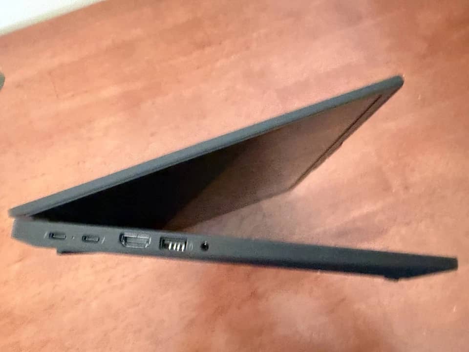 Lenovo ThinkPad P14s Gen 5 (AMD) Computers 1TB 32GB New