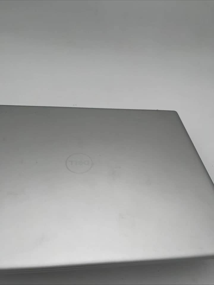 Dell Inspiron 16 5630 Computers 1TB 16GB Refurbished - Excellent