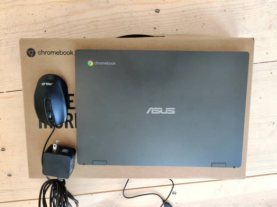 ASUS Vivobook M8186 Computers 64GB 4GB New