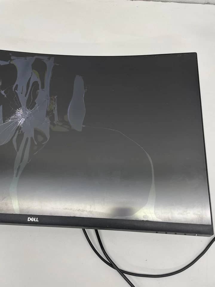 Dell P3223QE Monitors Refurbished - Excellent