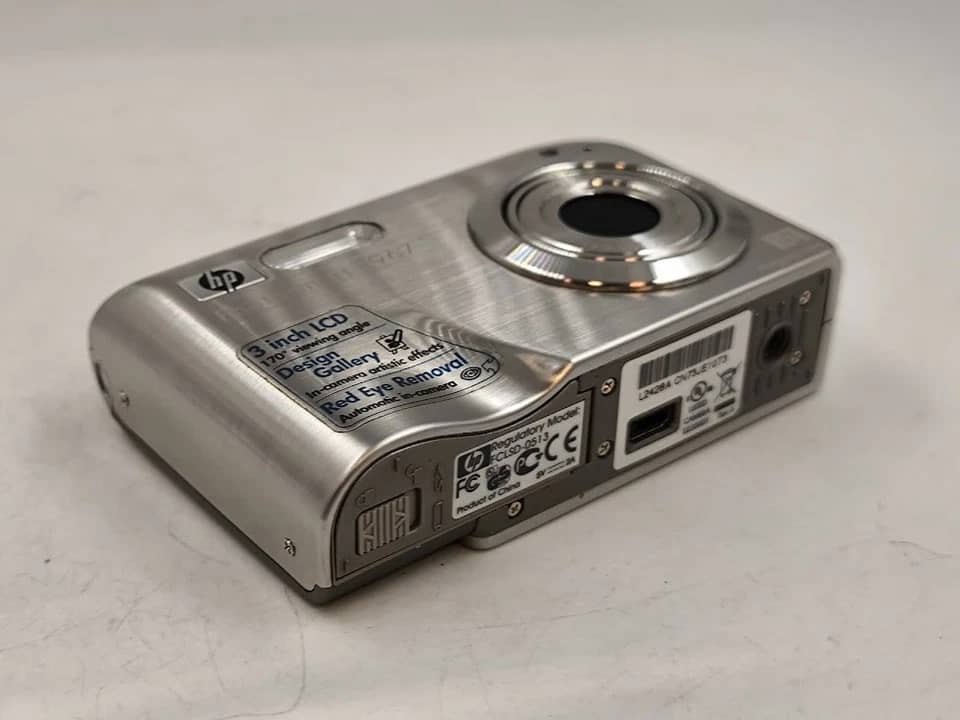 HP Photosmart R967 Digital Cameras Silver Used - Good