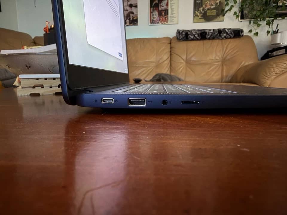 Lenovo IdeaPad Chromebook Computers 64GB 4GB New
