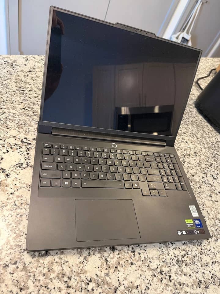 Lenovo IdeaPad Pro 7i Computers 1TB 32GB New