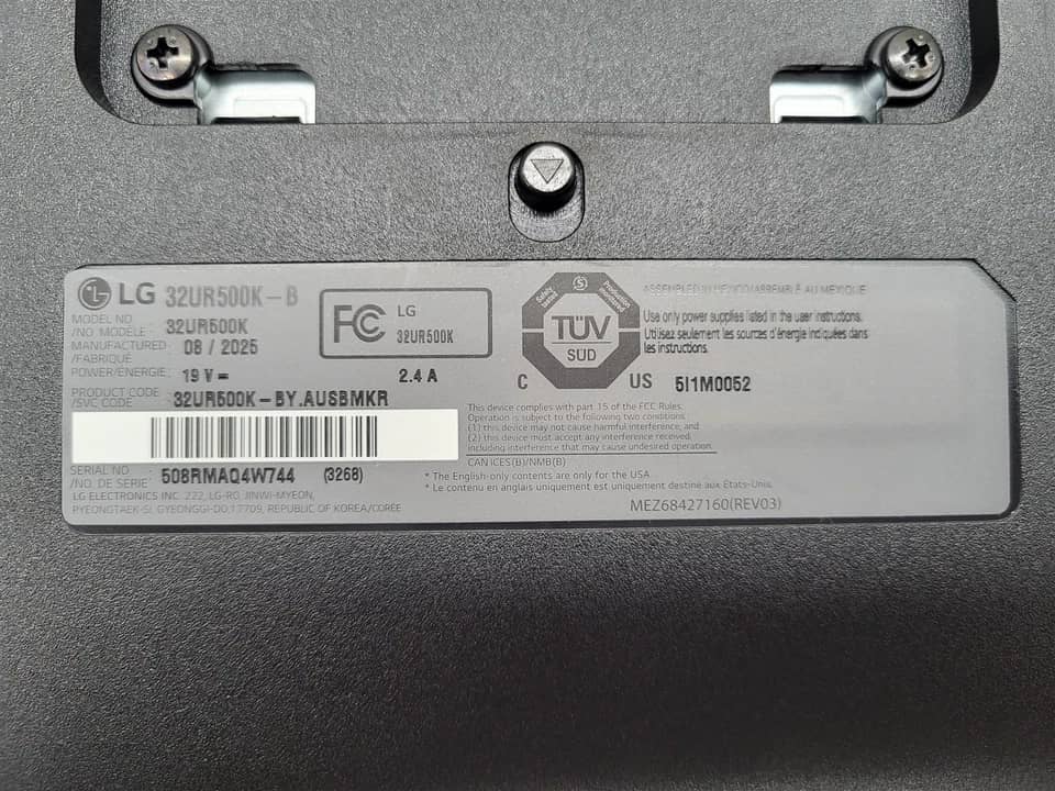 LG 32UR500K Monitors New