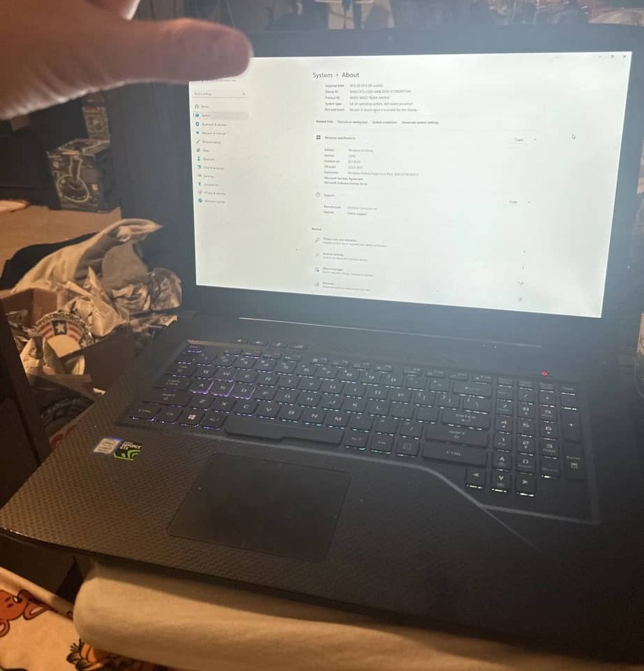 ASUS ROG Strix GL703GE Computers 256GB 16GB Used - Good
