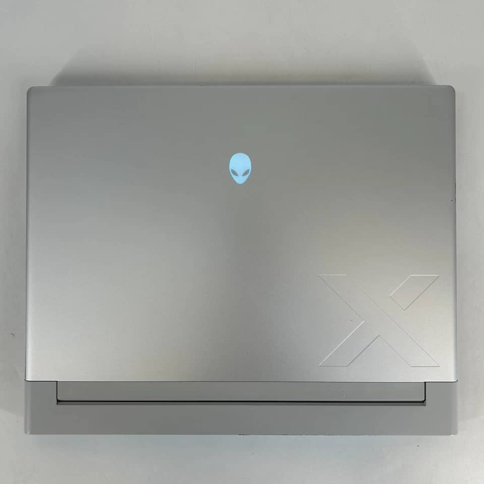 Dell Alienware x16 R2 Computers 32GB Used - Good