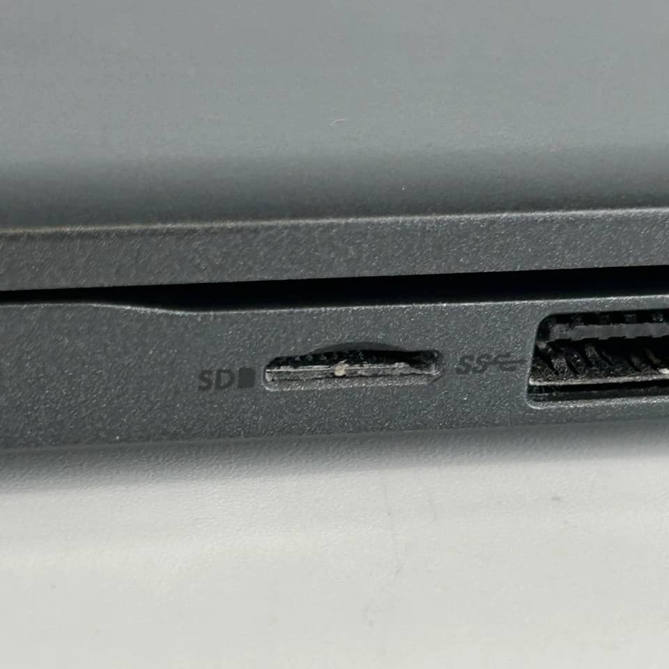 Dell Alienware m15 R3 Computers 250GB 16GB Open-Box Excellent