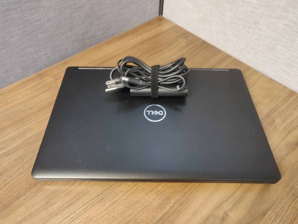 Dell Vostro 5590 Computers 256GB 16GB Refurbished - Acceptable