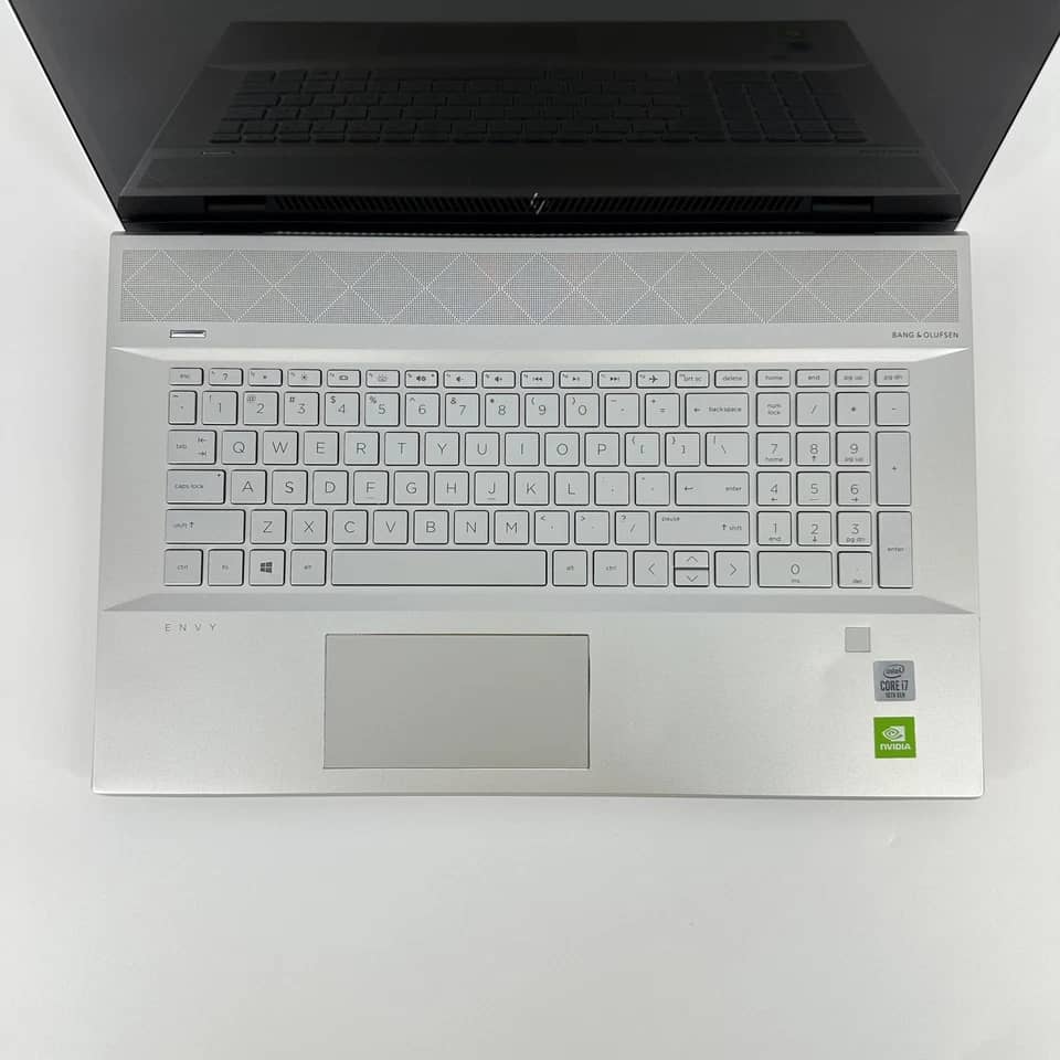 HP Envy 17 Computers 1TB 12GB Used - Like New