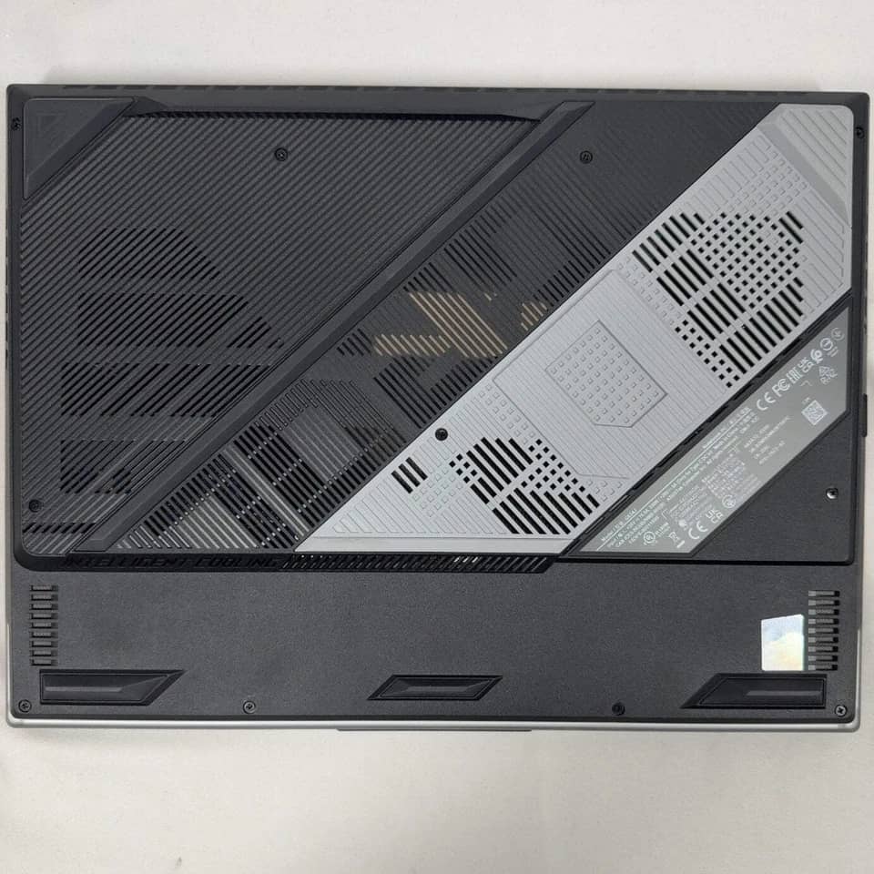 ASUS ROG Strix Scar 16 Computers 2TB 32GB New