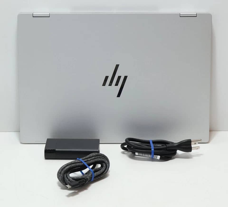 HP 16-au Computers 1TB 32GB New