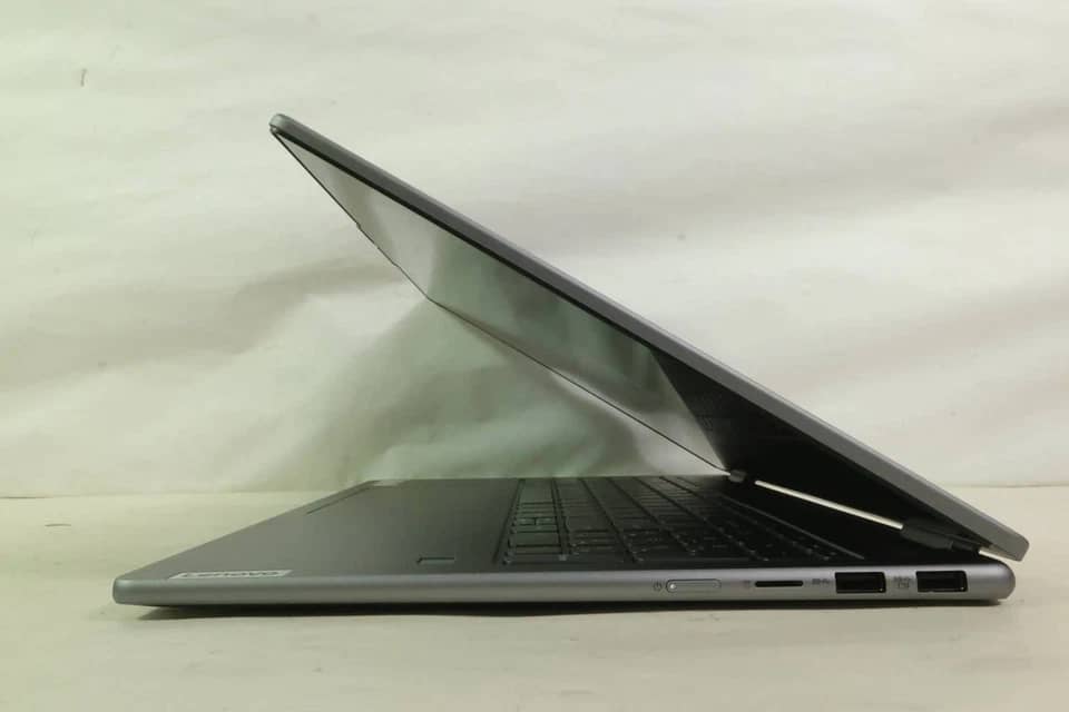 Lenovo Yoga 7 16ARP8 Computers 512GB 8GB Used - Good