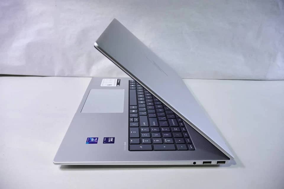 HP 17-da Computers 1TB 16GB New