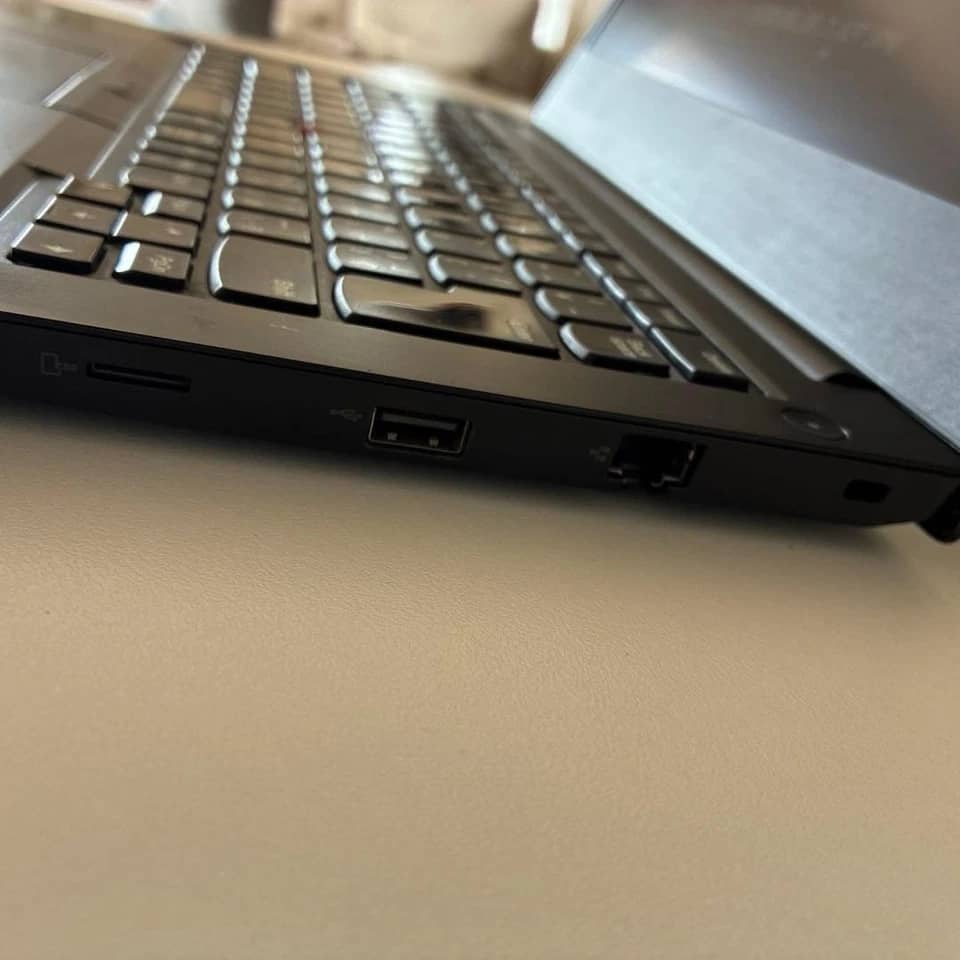 Lenovo ThinkPad E480 Computers 128GB 8GB Used - Good