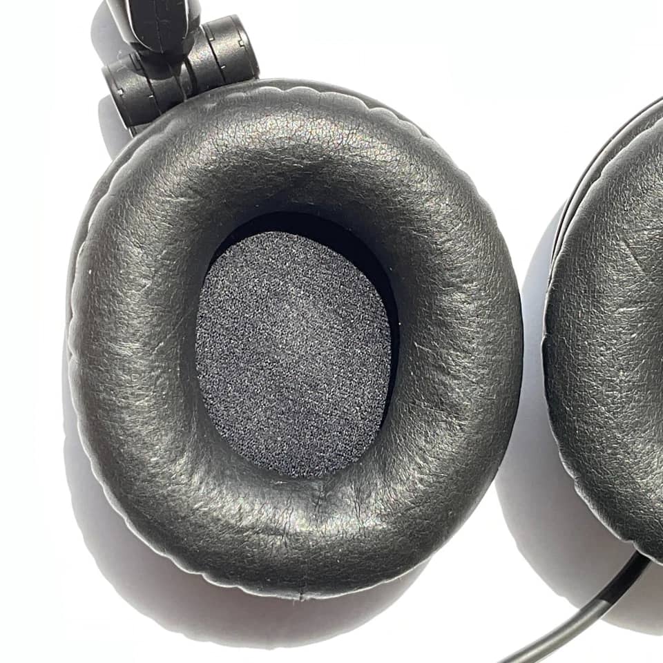 Audio-Technica ATH-M50 Headphones & Earbuds Black New