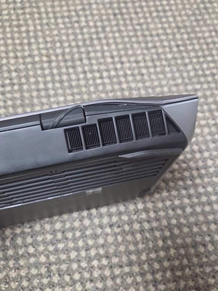 Dell Alienware x14 R2 Computers 128GB 8GB For parts or not working